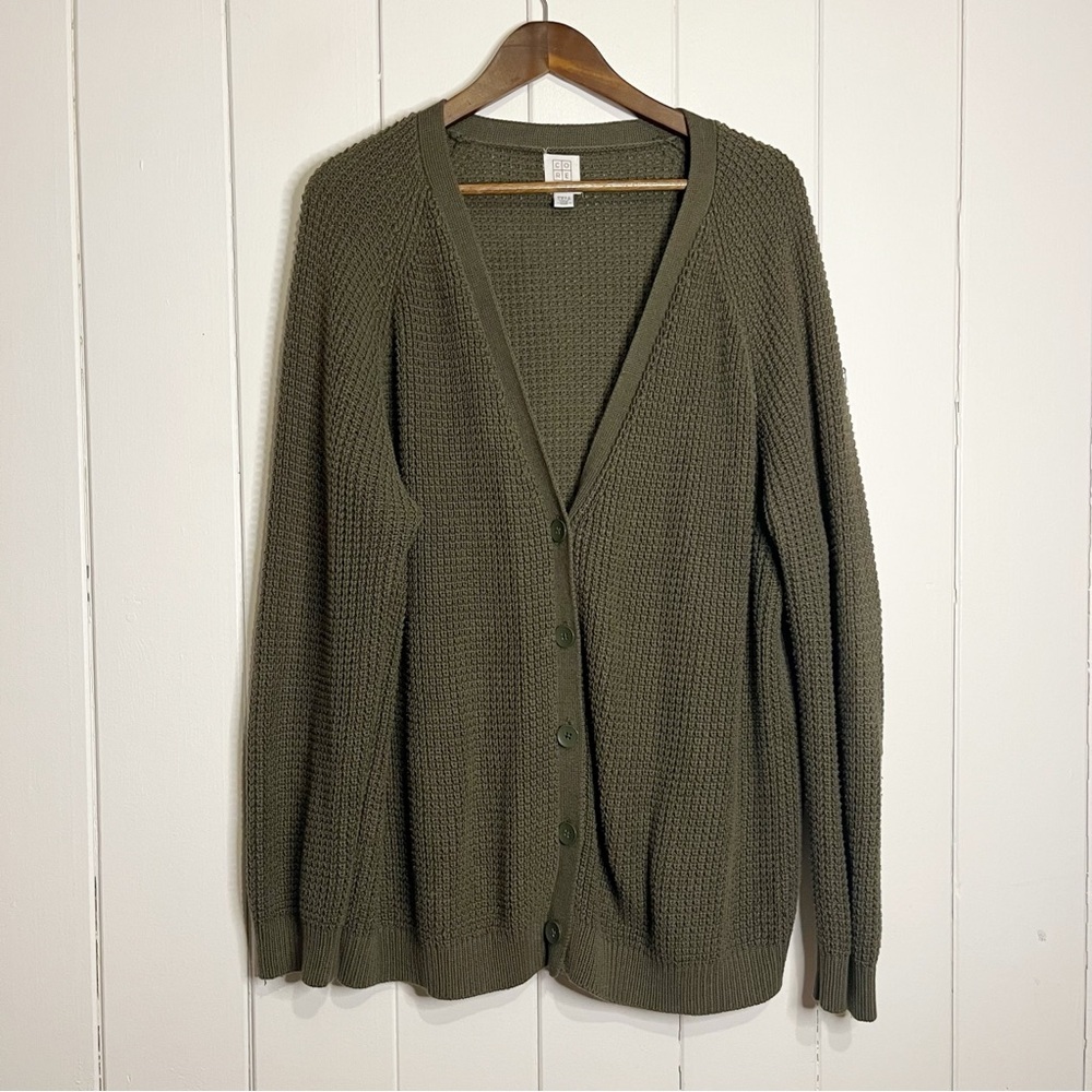 Core Olive Green Waffle Knit Cardigan. Size Large.
